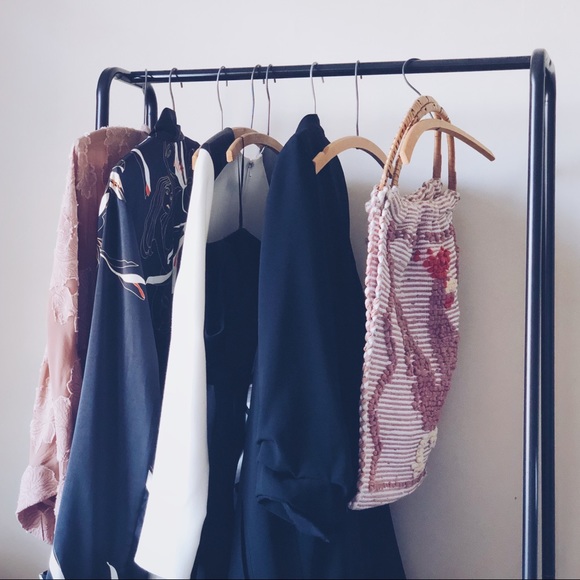 Instagram: @Forgottencharmthrift - Picture 2 of 4